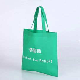 Китай Обращанное зеленым цветом не сплетенное печатание передачи тепла хозяйственных сумок ткани поставщик